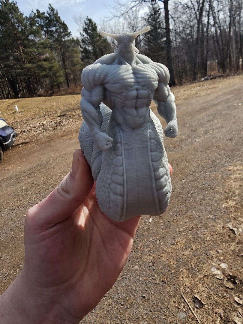 Buff Snail | Dark Artefact Designs | UNPAINTED Miniature in Resin