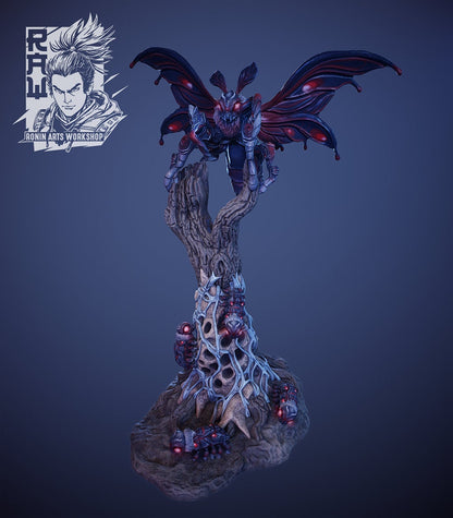 Radiant Matron | Giant Moth with Grubs | Ronin Arts Workshop | UNPAINTED Miniature in Resin