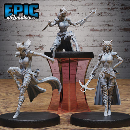 Cat Burglar Rogue Set | Catwoman | Epic Miniatures | UNPAINTED Miniature in Resin