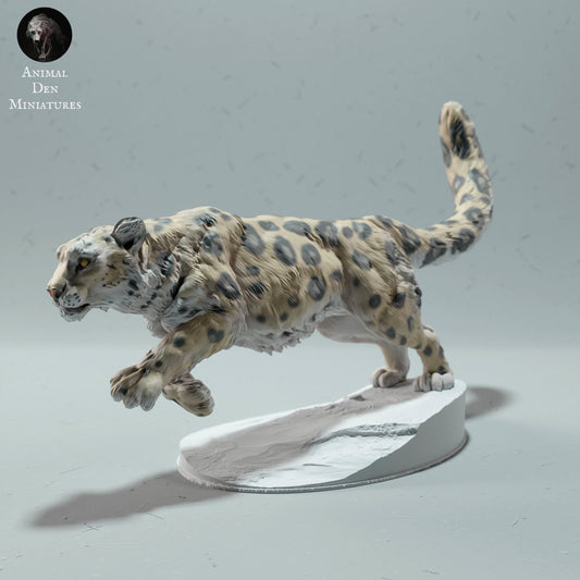 Snow Leopard Run | Animal Den Miniatures | UNPAINTED Miniature in Resin