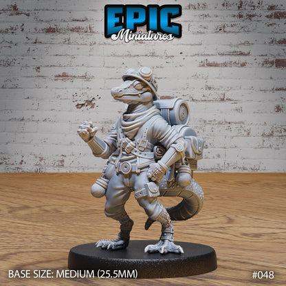 Brave Lizard Adventurer Set | Lizardfolk Warrior | Lizard Men Fighter | Epic Miniatures | UNPAINTED Miniature in Resin
