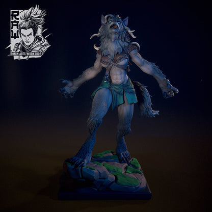 Nadia The Lycan Pathfinder (Dual-form Mini) | Ronin Arts Workshop | UNPAINTED Miniature in Resin
