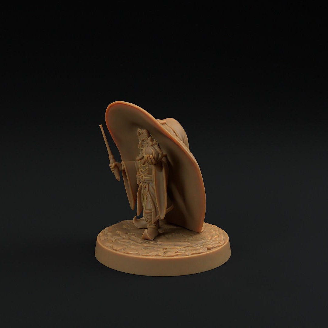 Qwimbles, Gnome Wizard | The Caverns of Aberrant Horror | Dragon Trappers Lodge | UNPAINTED Miniature in Resin