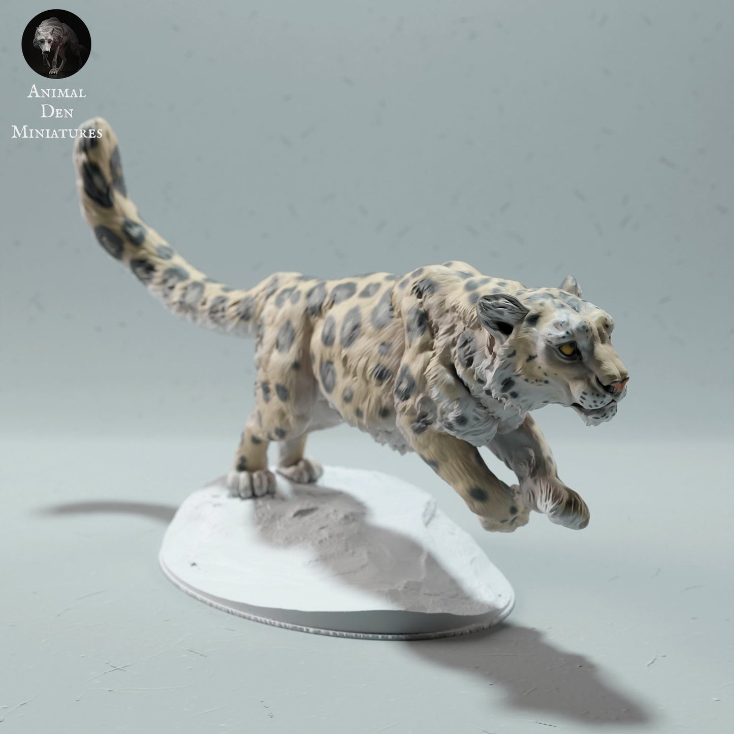 Snow Leopard Run | Animal Den Miniatures | UNPAINTED Miniature in Resin