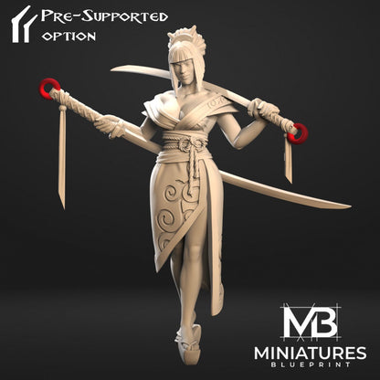 Mizuki Dangerous Seductress (2 versions) | Miniatures Blueprint | UNPAINTED Miniature in Resin