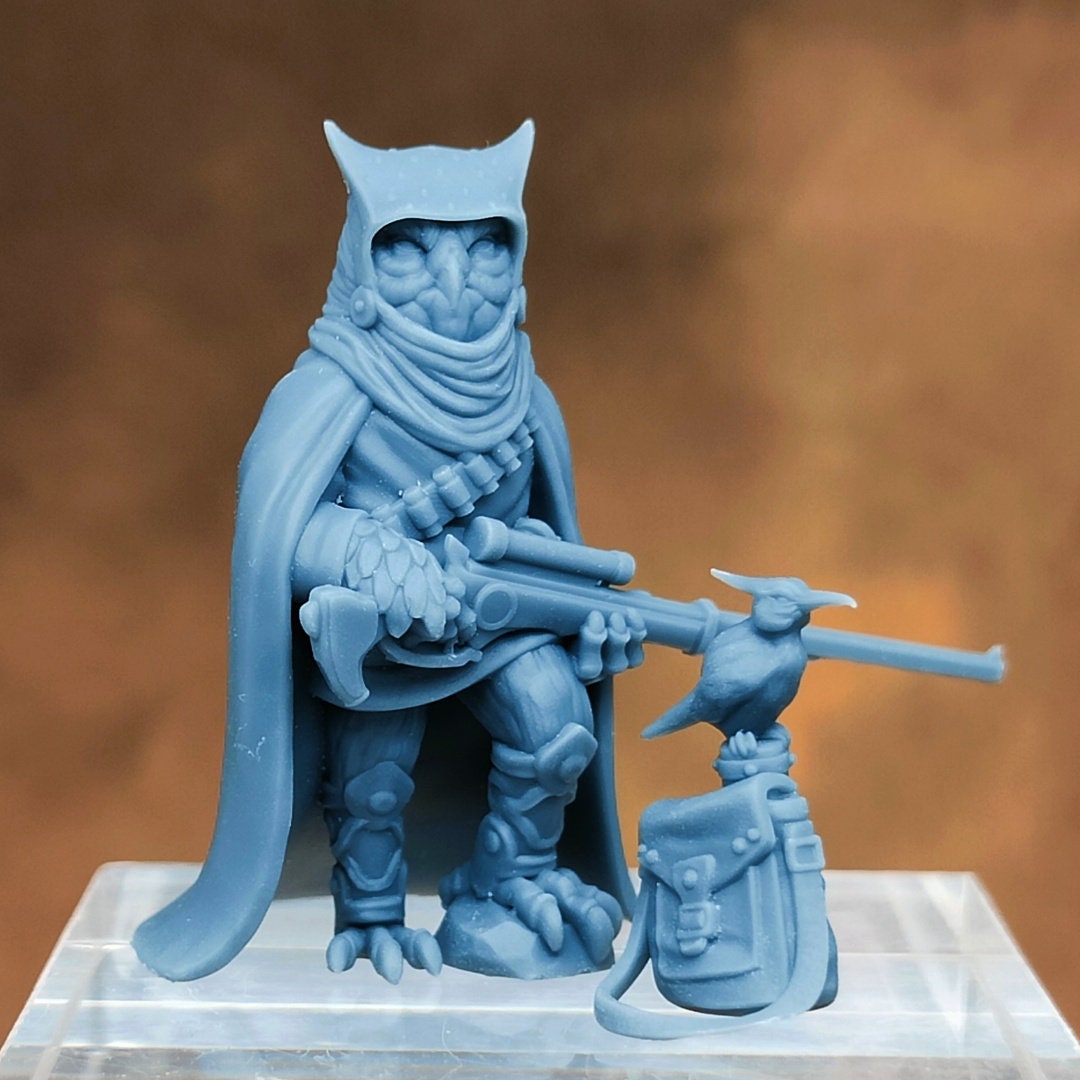 Owlfolk Bounty Hunter | Tamalut, Amaura Hunter | CobraMode | UNPAINTED Miniature in Resin