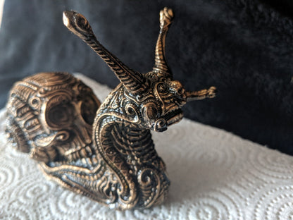 Skull Snail | Dark Artefact Designs | Figure in Resin