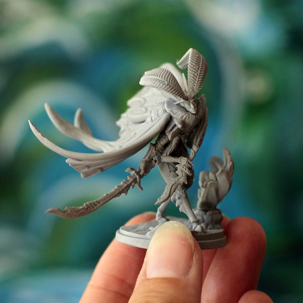 Mothfolk Swordsman | Fidelium Hunters | CobraMode | UNPAINTED Miniature in Resin