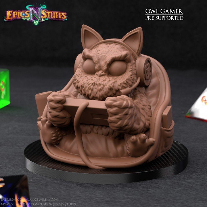 Epics'N'Stuffs - Owlkin Gamer