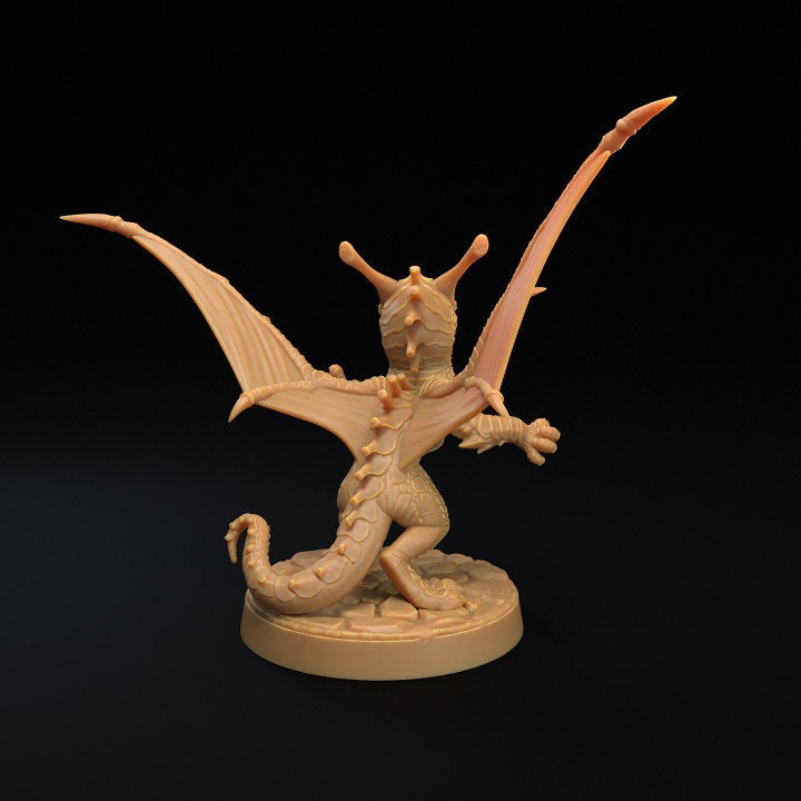 Sparkclaw Wyrmling - Dragon Trappers Lodge