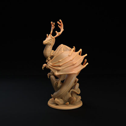 Christmas Dragon - Dragon Trappers Lodge