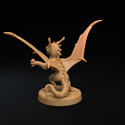 Sparkclaw Wyrmling - Dragon Trappers Lodge
