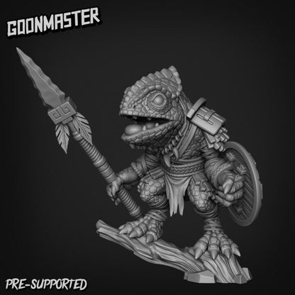 Chameleon Spearman (5 poses) - Goon Master