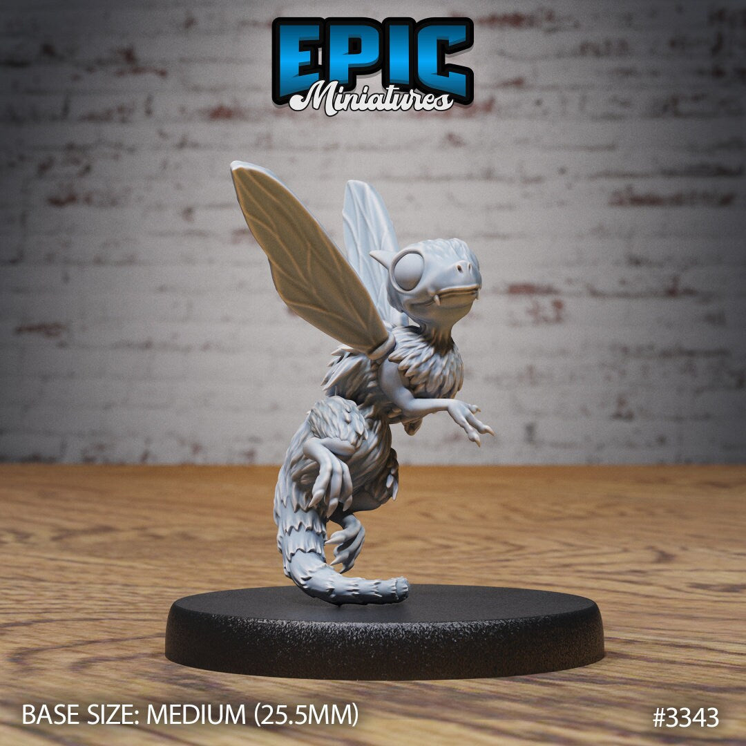Resin Bee-Dragon Wyrmling miniature by Epic Miniatures. Version #2: flying wyrmling.